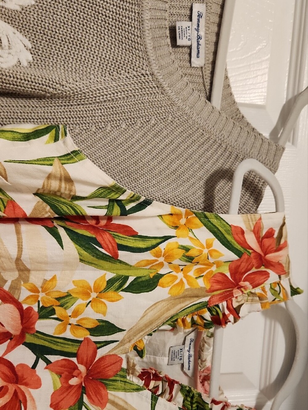 Both Tommy Bahama/lighty worn/great condition Size For Each XL - Picture 3 of 3